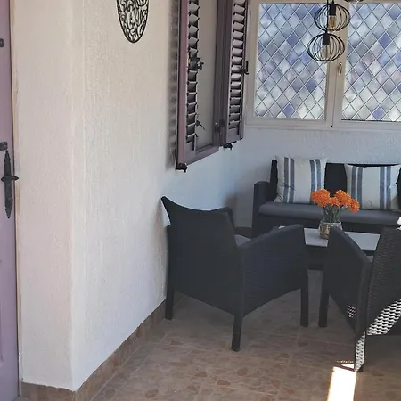 Apartment 1918apartman Centar,poljana
