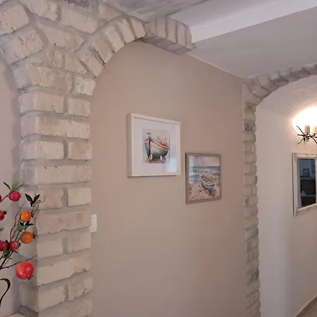 Apartment 1918apartman Centar,poljana *